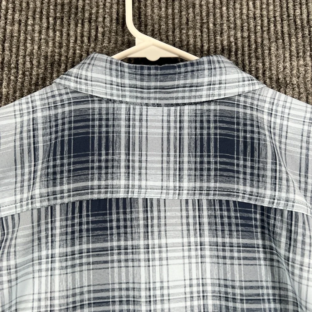 Orvis Shirt Mens Large Blue Plaid Short Sleeve Button Up‎ Performance Outdoor